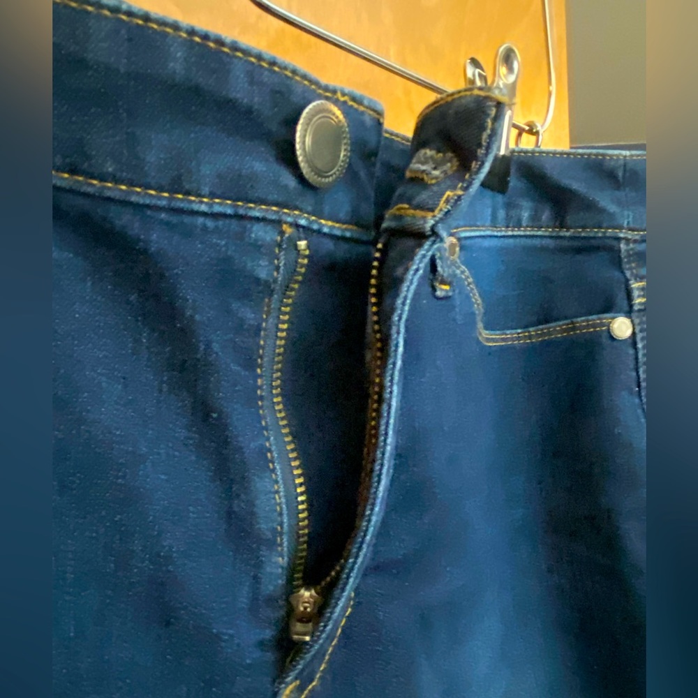 Christopher & Banks relaxed fit jeans